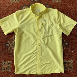 Medium Under Armour fishing loose fit PFG shirt